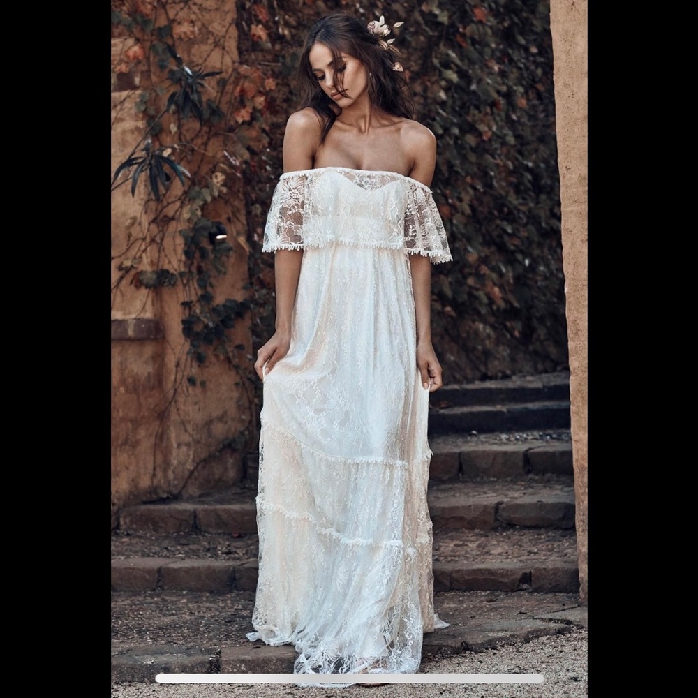 SOLD ! Grace Loves Lace Franca Gown - Picture 6 of 8